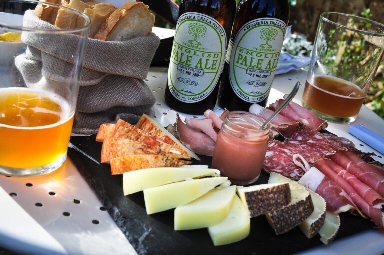 #12 Apéro à la française : plus qu’un verre, un vrai rituel !